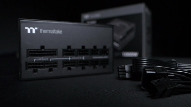 Thermaltake Toughpower SFX 1000W, Fuente de alimentación de PC